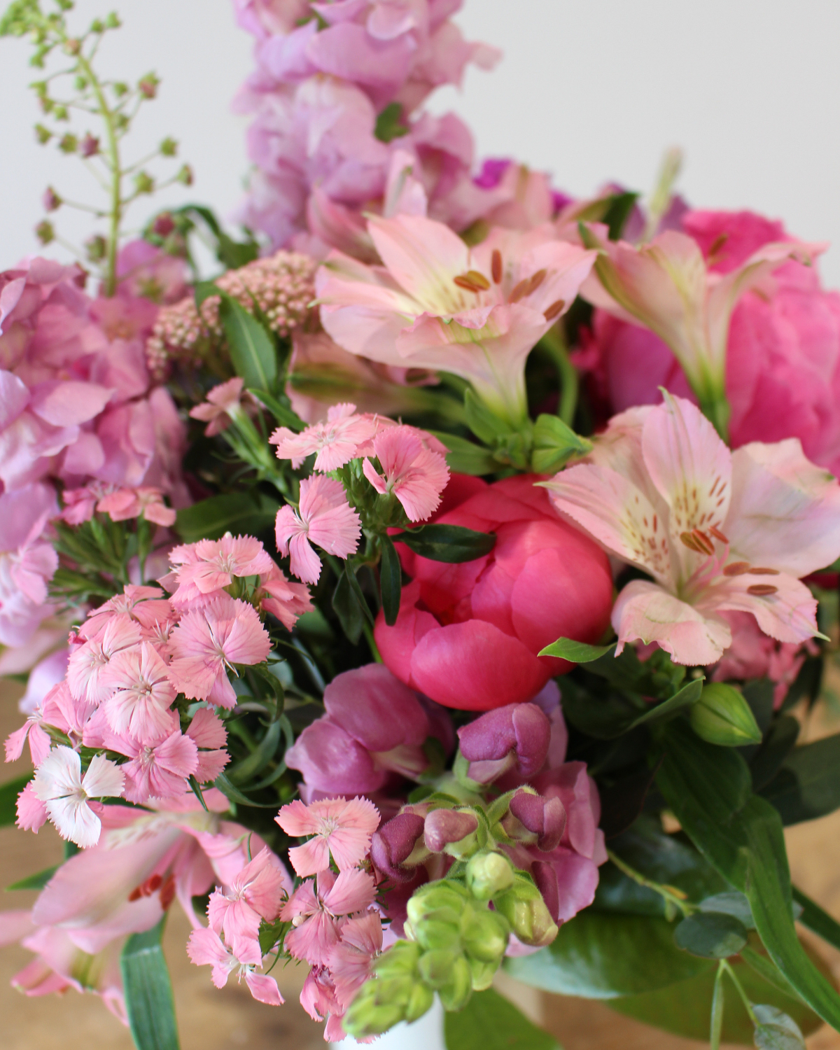 🩷 Spécial fête des mères : un bouquet L aux couleurs roses  + un atelier pour 99,90 € (au lieu de 120,20€)