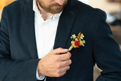 Boutonnière en fleurs séchées pour cérémonie - BRÉHAT