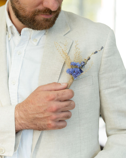 Boutonnière en fleurs séchées pour cérémonie - HOEDIC