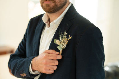 Boutonnière en fleurs séchées pour cérémonie - HOUAT