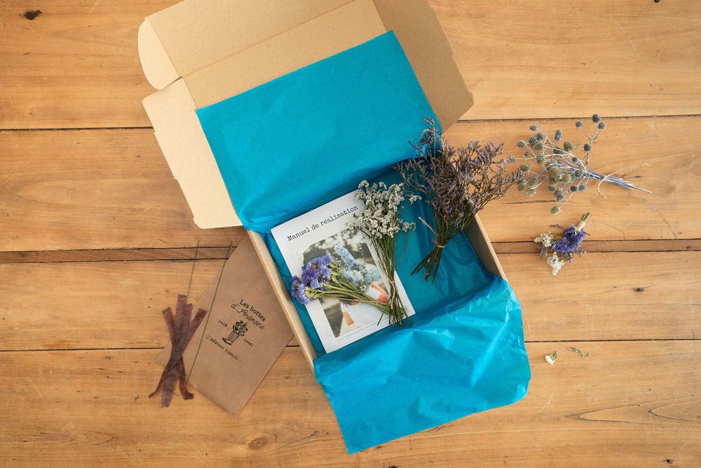 Kit DIY à réaliser - Boutonnières en fleurs séchées - Bleu