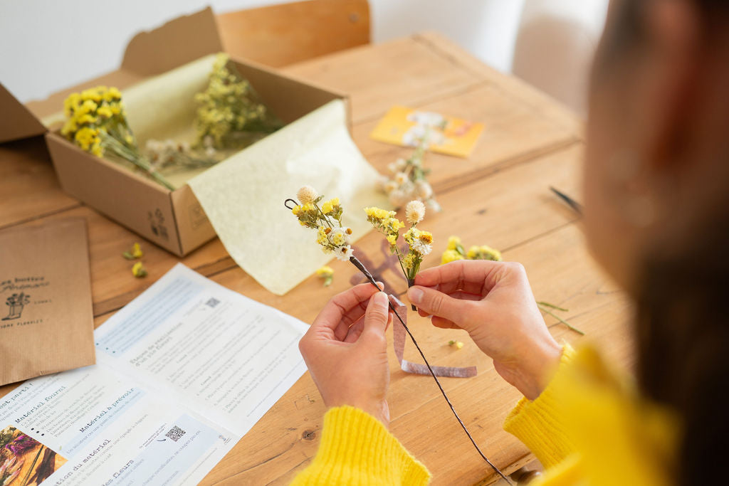 Kit DIY à réaliser - Couronne de tête enfant en fleurs séchées - Jaune