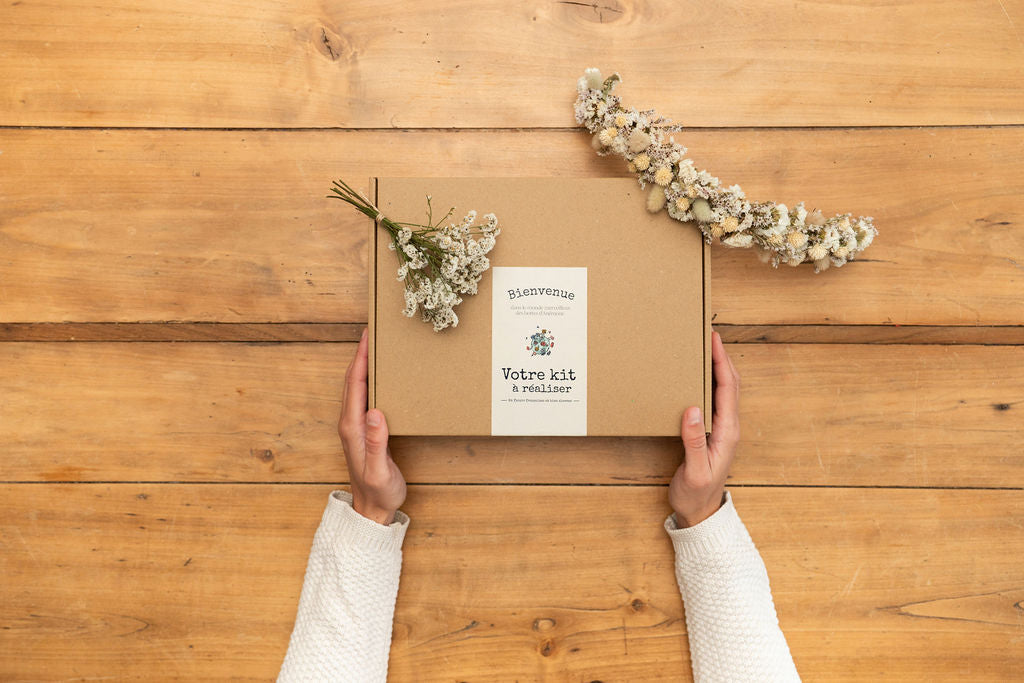 Kit DIY - Guirlande murale en fleurs séchées - Blanc