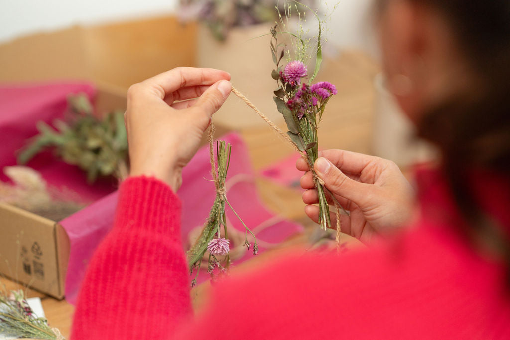 Kit DIY - Guirlande murale en fleurs séchées - Rose